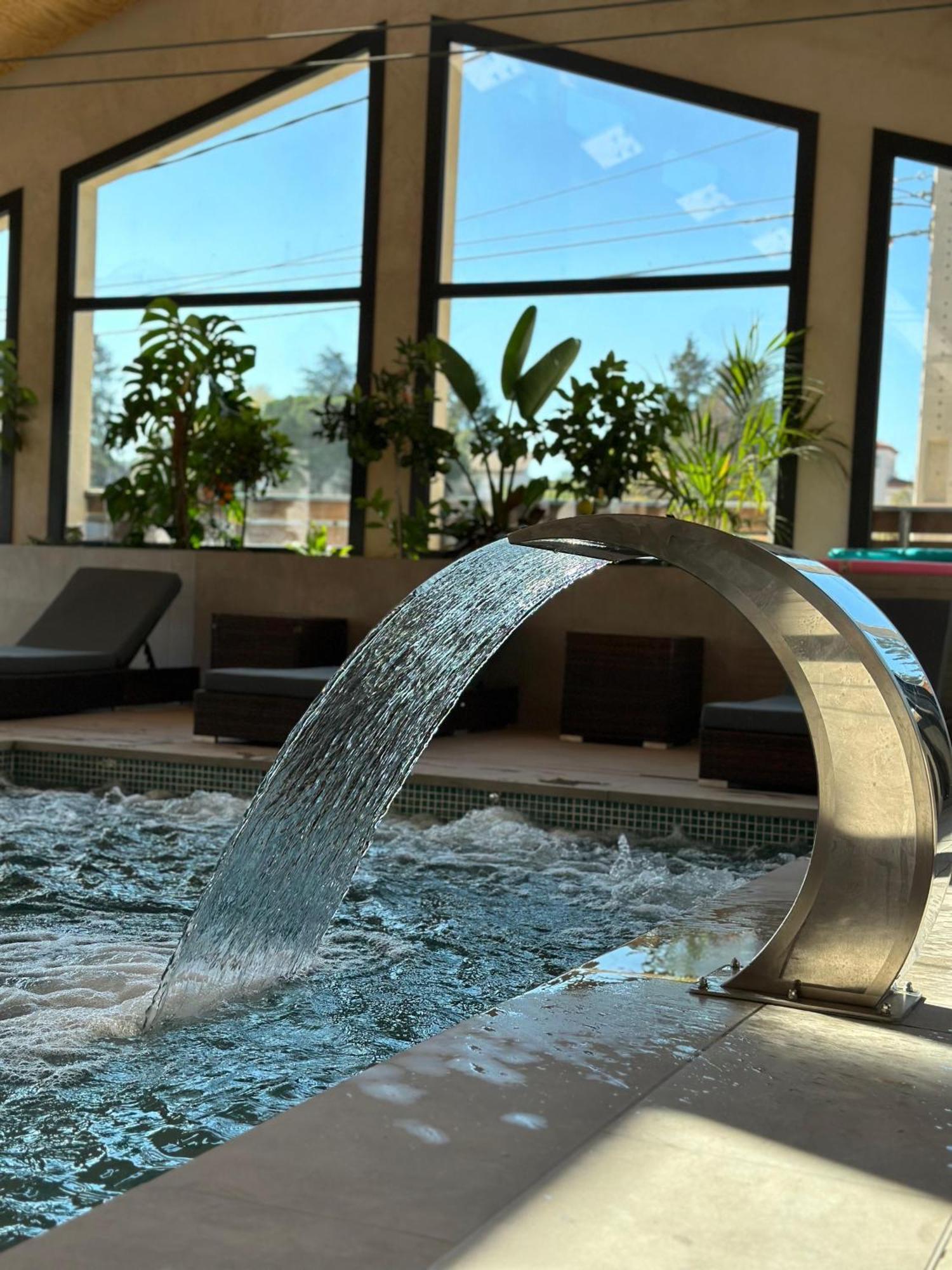 La Violeta Hotel Spa & Chill Out Castelltercol ภายนอก รูปภาพ