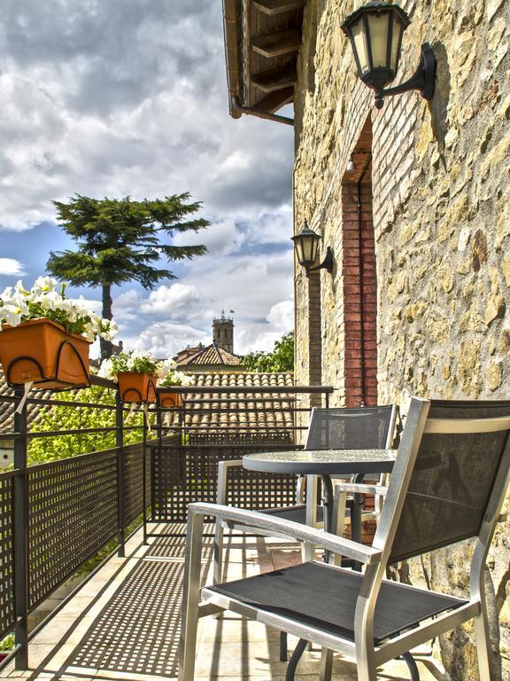 La Violeta Hotel Spa & Chill Out Castelltercol ภายนอก รูปภาพ