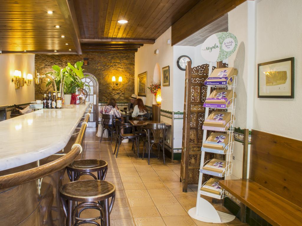 La Violeta Hotel Spa & Chill Out Castelltercol ภายนอก รูปภาพ